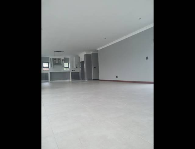 4 BEDROOM HOUSE FOR SALE IN XANADU ECO PARK